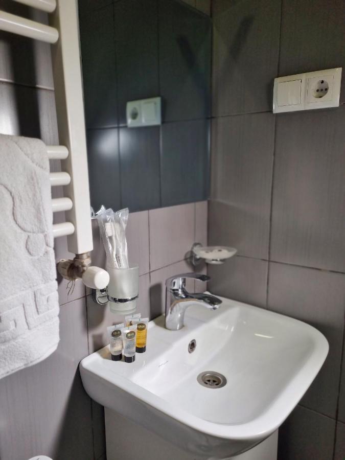 Rail Hotel Tbilisi Zewnętrze zdjęcie